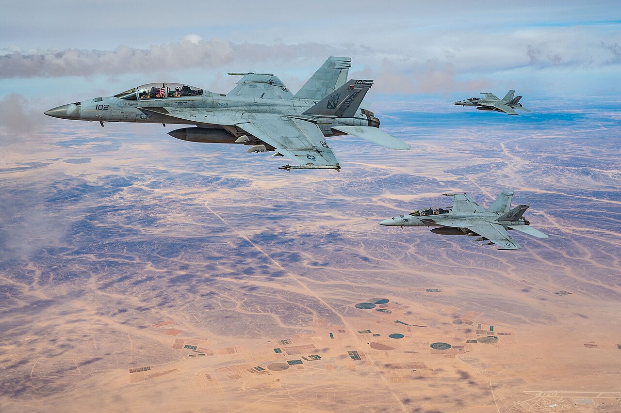 Miesiąc wojny. Trump grozi zniszczeniem elektrowni, o ile Iran nie zawrze porozumienia