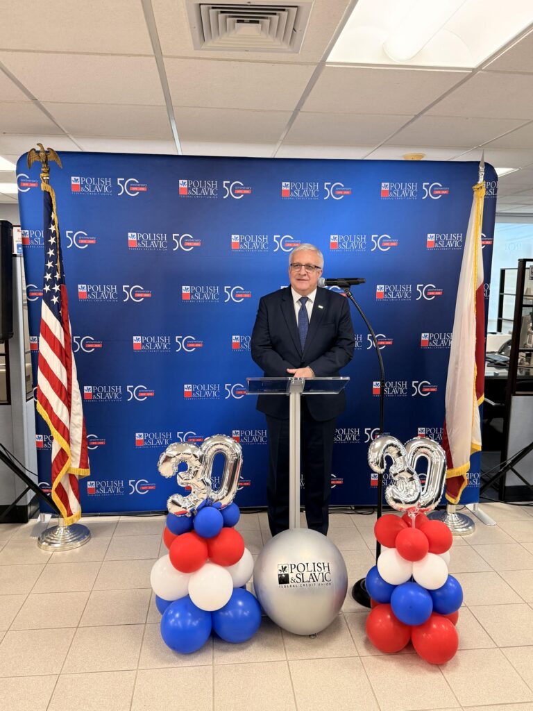 Bogdan Chmielewski, prezes PSFCU, podczas jubileuszu 30-lecia oddziału PSFCU w Clifton, NJ